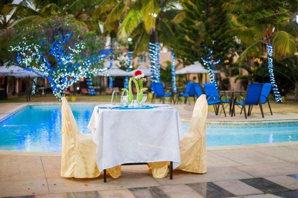 Manisa Hotel Flic-en-Flacq Εξωτερικό φωτογραφία