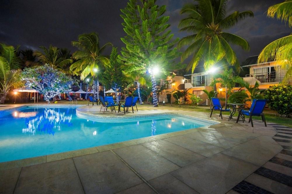 Manisa Hotel Flic-en-Flacq Εξωτερικό φωτογραφία