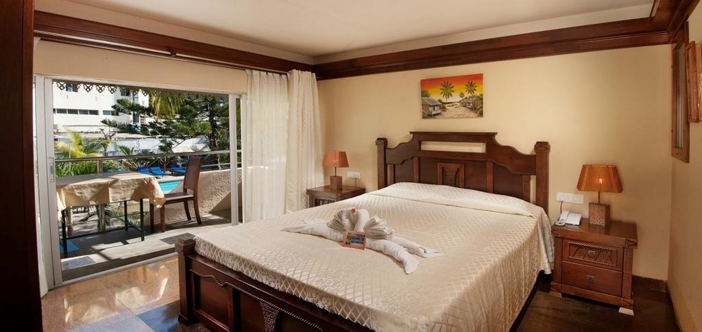 Manisa Hotel Flic-en-Flacq Εξωτερικό φωτογραφία
