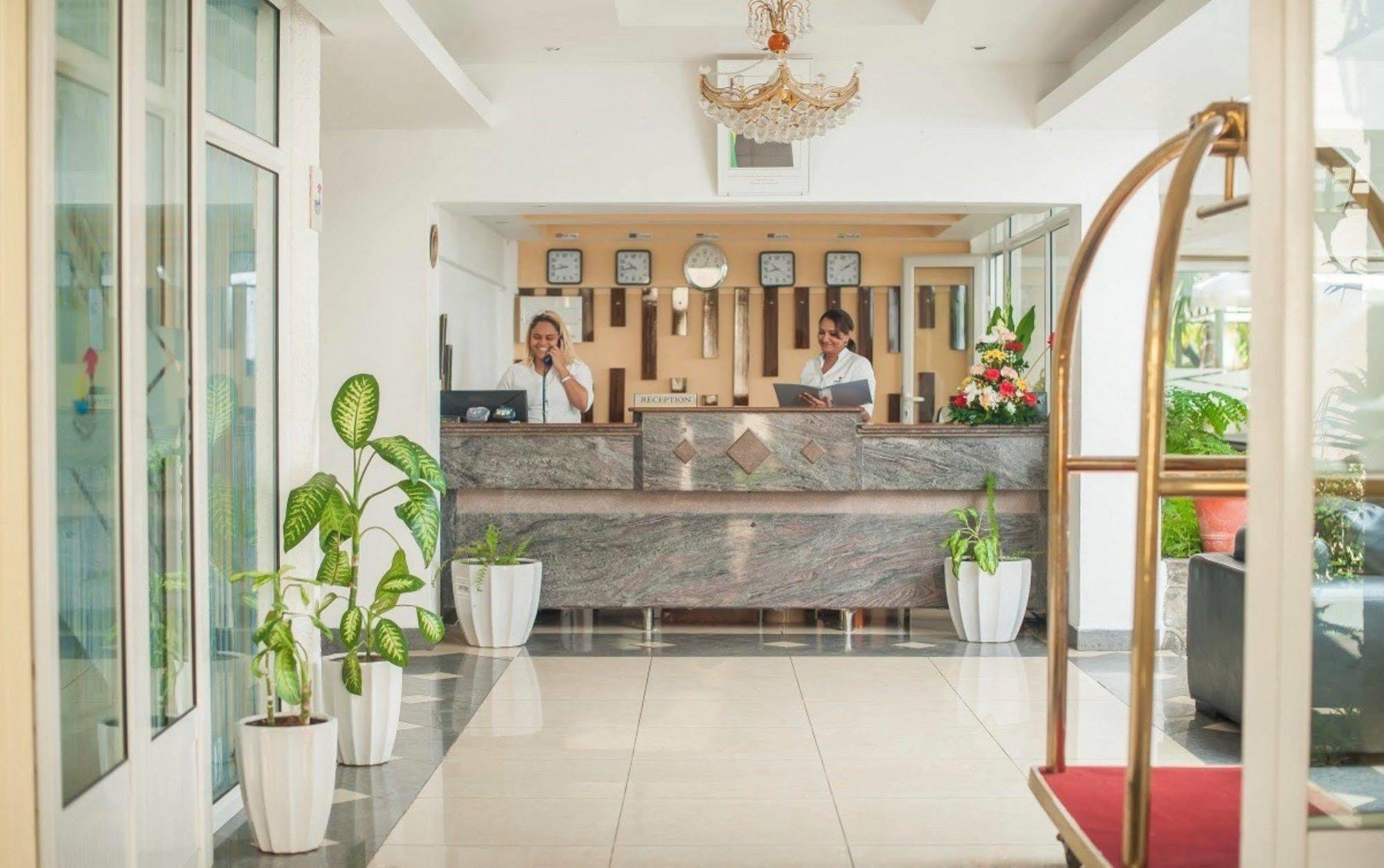 Manisa Hotel Flic-en-Flacq Εξωτερικό φωτογραφία