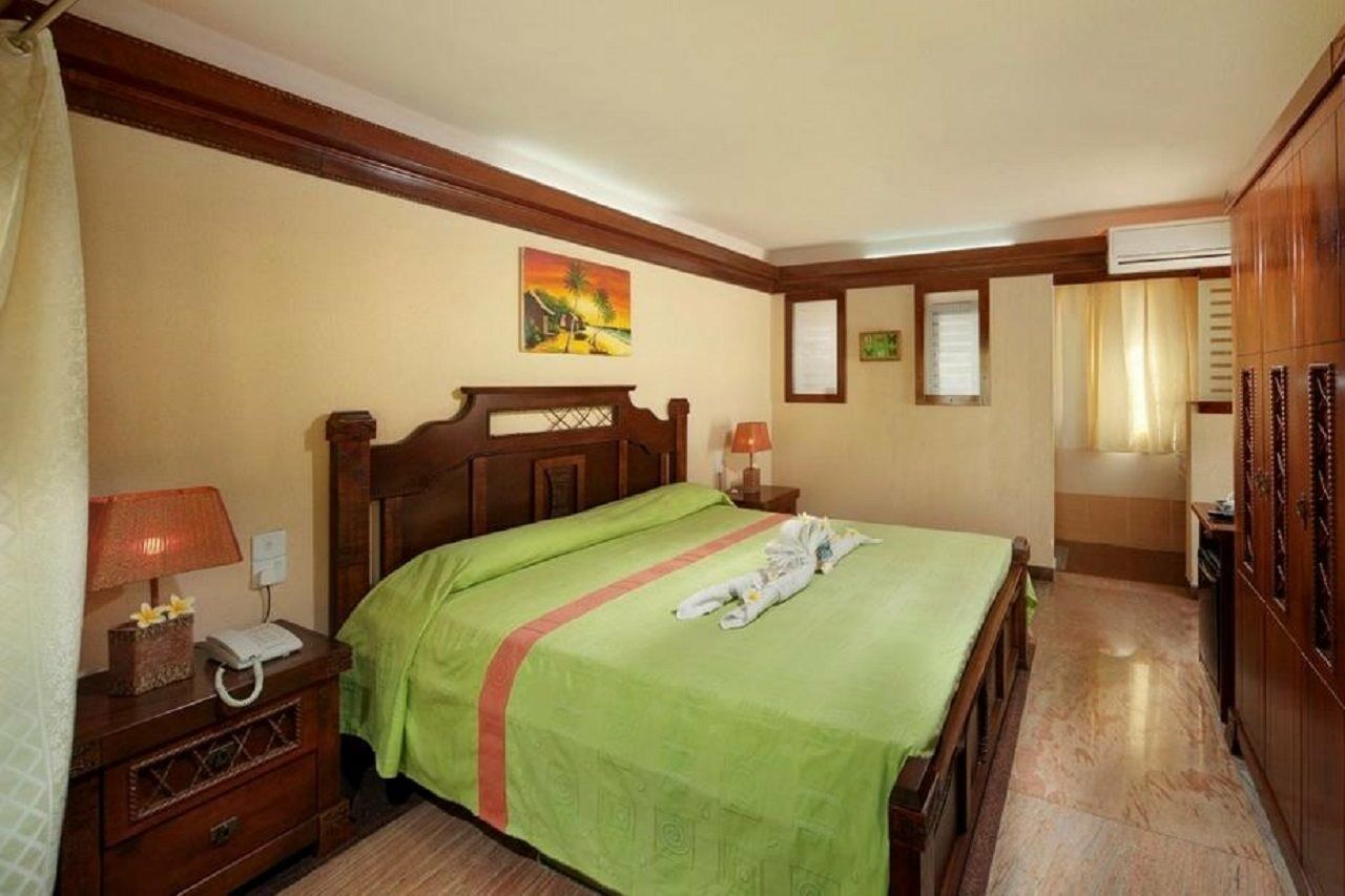 Manisa Hotel Flic-en-Flacq Εξωτερικό φωτογραφία